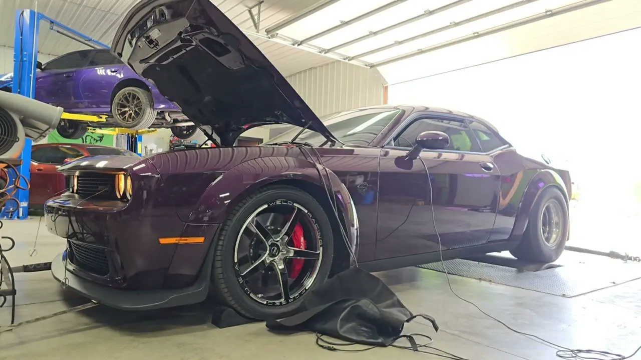 Purple Dodge on the Satera Tuning dyno